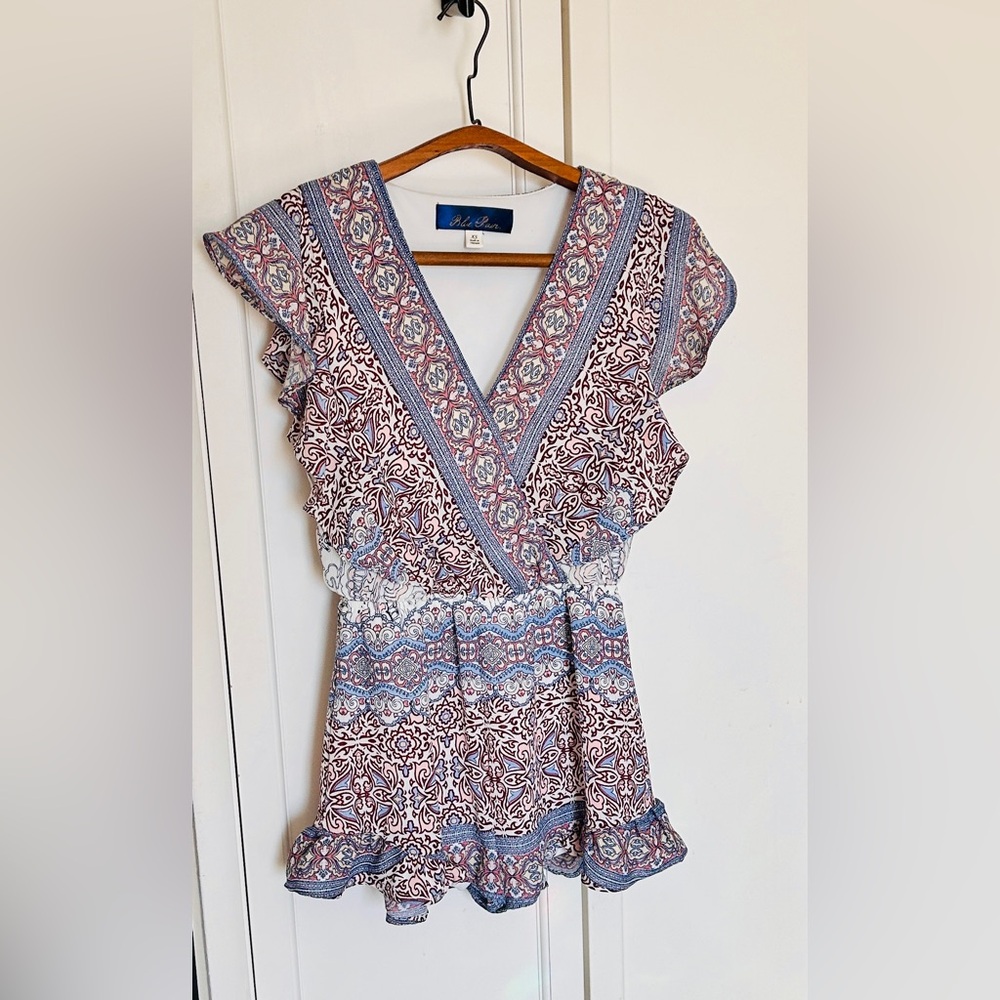 Blue Rain Romper Paisley Pattern Lined V Neck Snap Close Cinched Waist Womens XS